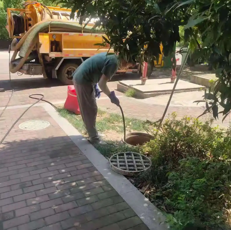 南昌市政排污管道清淤疏通——專業團隊，讓您全程省心！